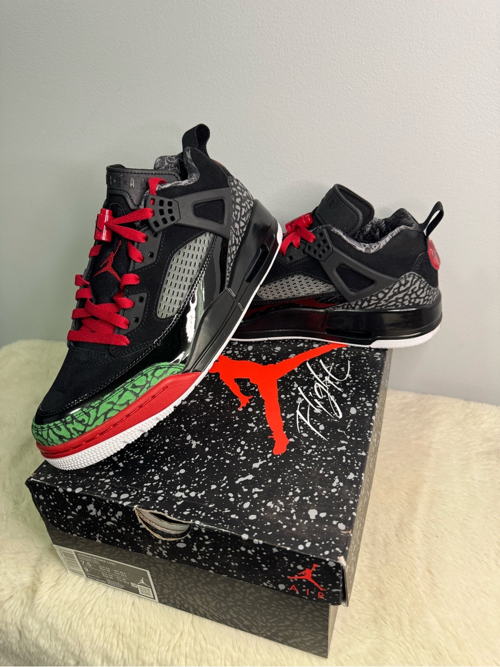 Jordan Spizike Low 🧮